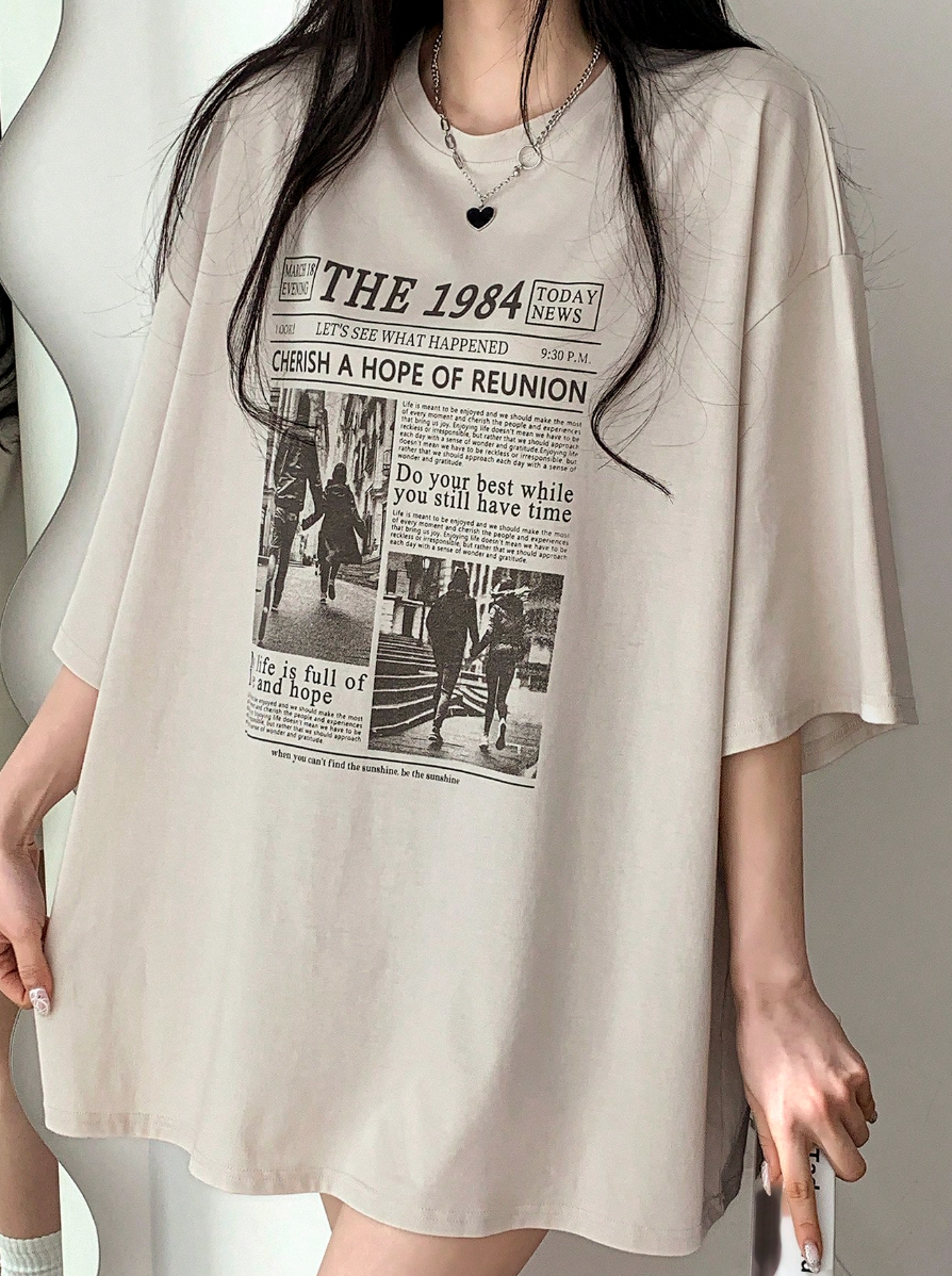 Áo Thun Unisex Oversized In Hình Báo The 1984 - Tee Phông Rộng Màu Be Phong Cách Retro Vintage (Màu Be) - Image 4