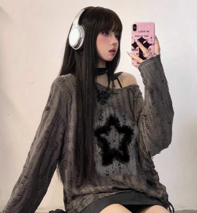 Áo Thun Dệt Kim Dài Tay Rách Tua Rua Họa Tiết Ngôi Sao - Áo Tee Oversized Phong Cách Grunge/Acubi (Màu Xám Đen) - Image 1